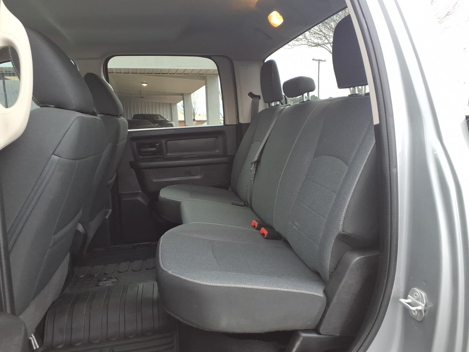 2022 RAM 1500 Classic Tradesman Crew Cab 4x2 5'7' Box