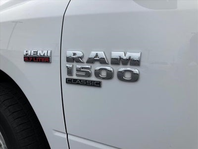 2022 RAM 1500 Classic Tradesman Crew Cab 4x2 5'7' Box