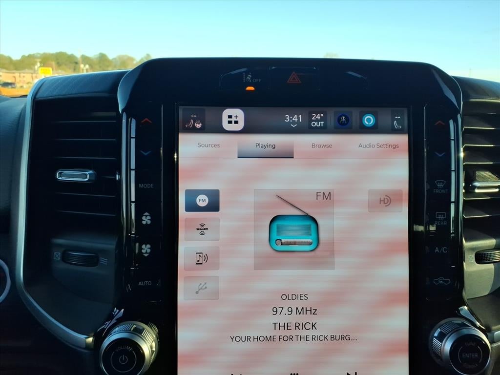 2025 RAM Ram 1500 RAM 1500 BIG HORN CREW CAB 4X2 5'7' BOX