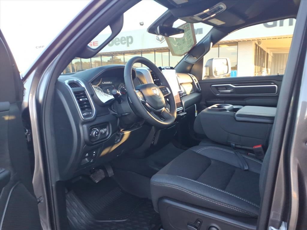 2025 RAM Ram 1500 RAM 1500 BIG HORN CREW CAB 4X2 5'7' BOX