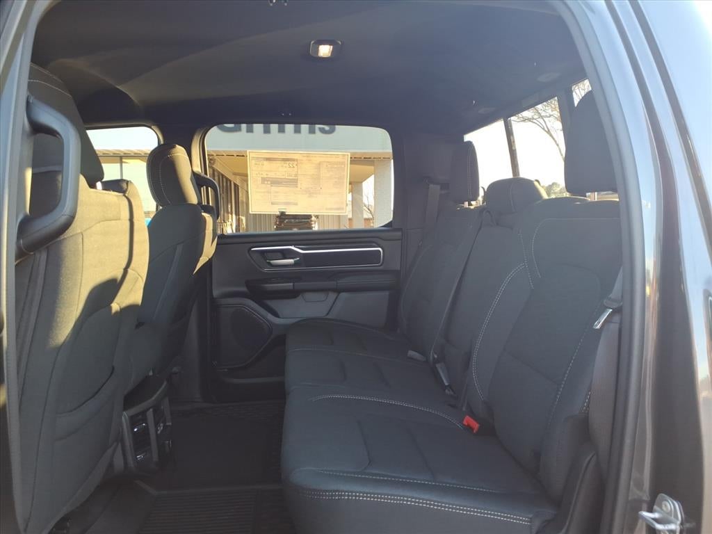 2025 RAM Ram 1500 RAM 1500 BIG HORN CREW CAB 4X2 5'7' BOX