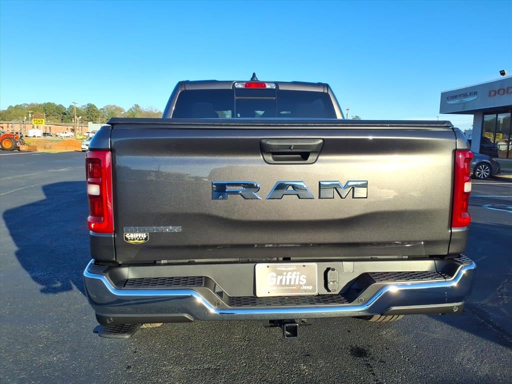 2025 RAM Ram 1500 RAM 1500 BIG HORN CREW CAB 4X2 5'7' BOX