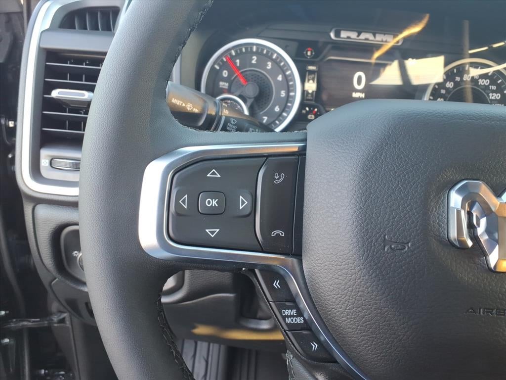 2025 RAM Ram 1500 RAM 1500 BIG HORN CREW CAB 4X2 5'7' BOX