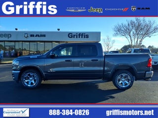 2025 RAM Ram 1500 RAM 1500 BIG HORN CREW CAB 4X2 5'7' BOX