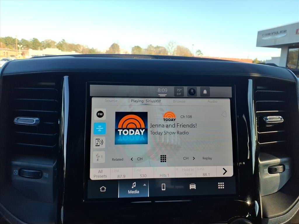 2025 RAM Ram 1500 RAM 1500 TRADESMAN CREW CAB 4X2 5'7' BOX