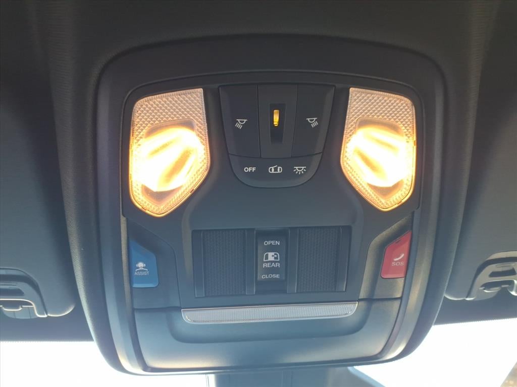 2025 RAM Ram 1500 RAM 1500 TRADESMAN CREW CAB 4X2 5'7' BOX