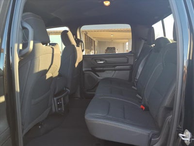 2025 RAM Ram 1500 RAM 1500 TRADESMAN CREW CAB 4X2 5'7' BOX