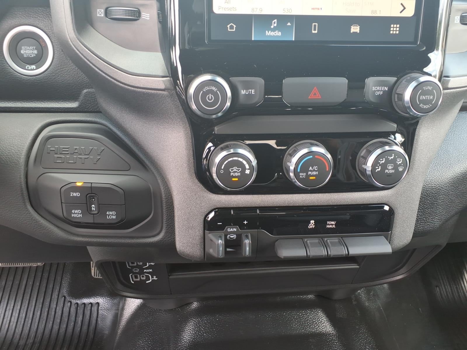 2026 RAM Ram 2500 RAM 2500 TRADESMAN CREW CAB 4X4 6'4' BOX