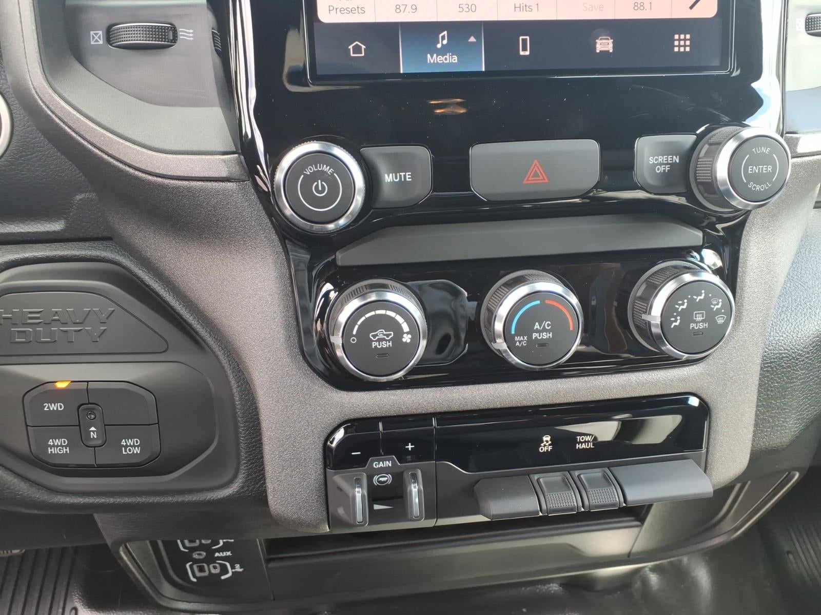 2026 RAM Ram 2500 RAM 2500 TRADESMAN CREW CAB 4X4 6'4' BOX