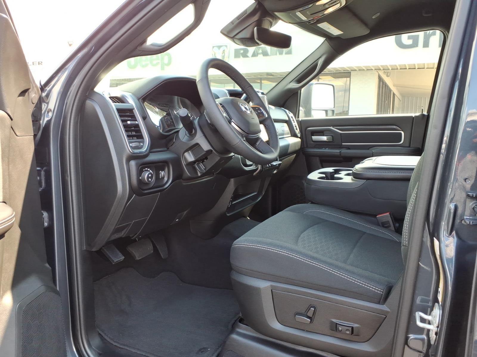 2026 RAM 2500 Big Horn Crew Cab 4x4 6'4' Box