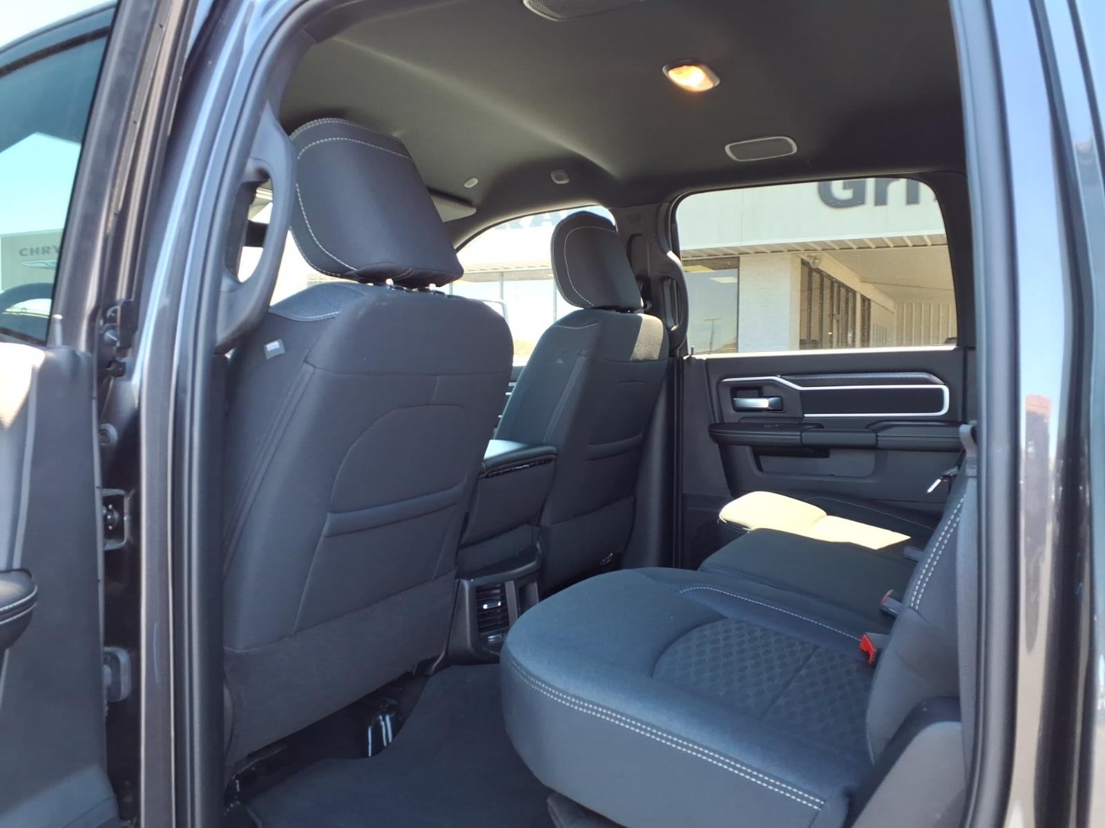 2025 RAM 2500 Big Horn Crew Cab 4x4 6'4' Box