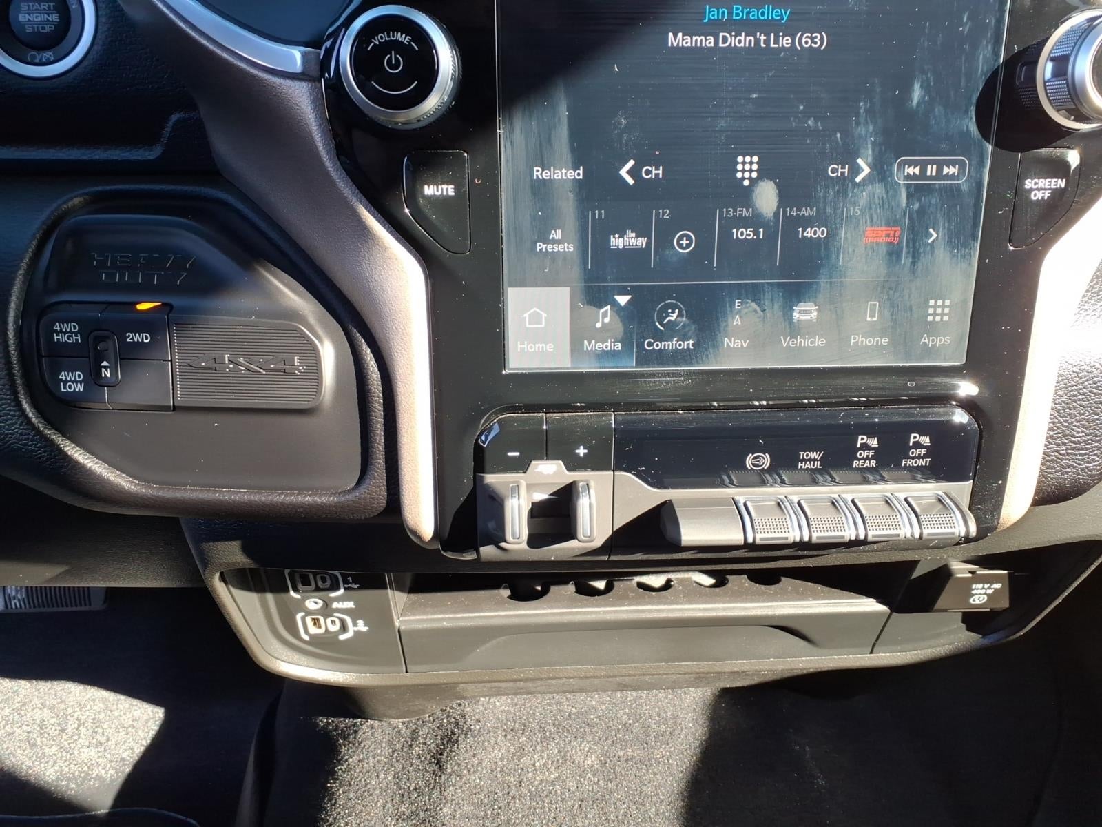 2024 RAM 2500 Laramie Crew Cab 4x4 6'4' Box