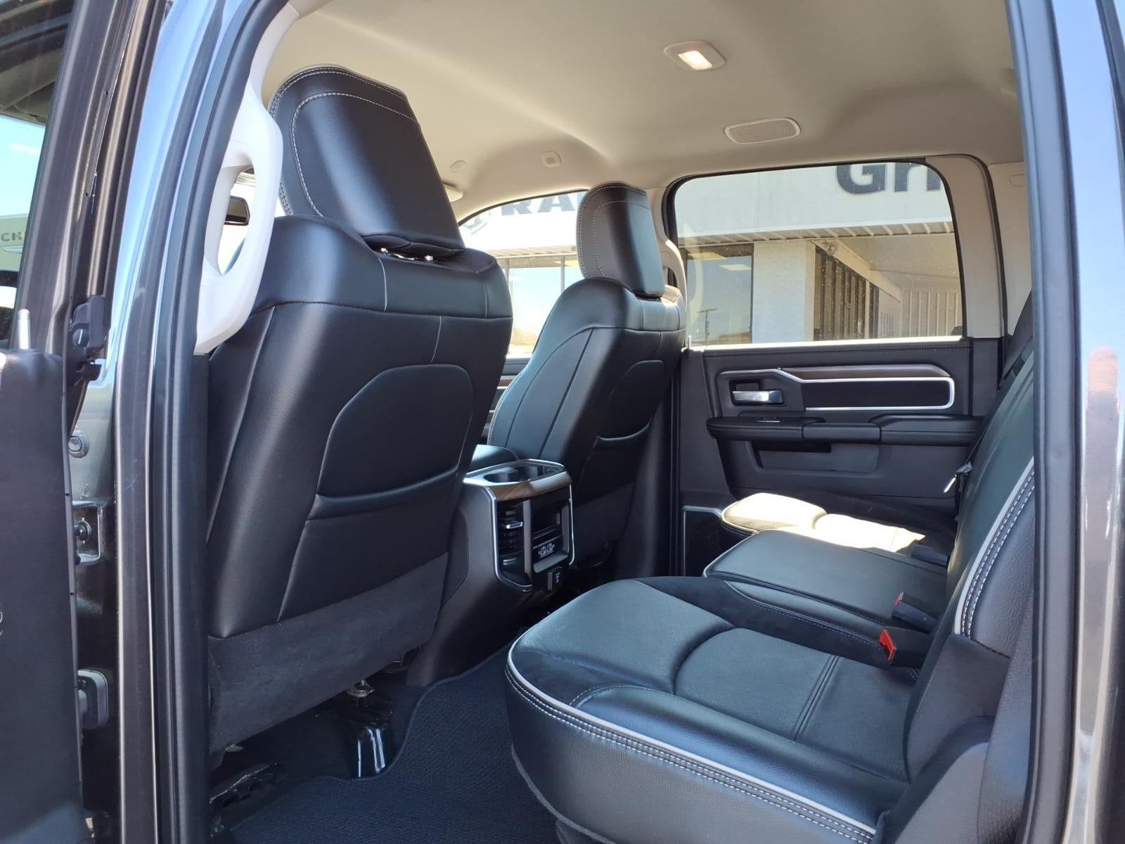 2024 RAM 2500 Laramie Crew Cab 4x4 6'4' Box