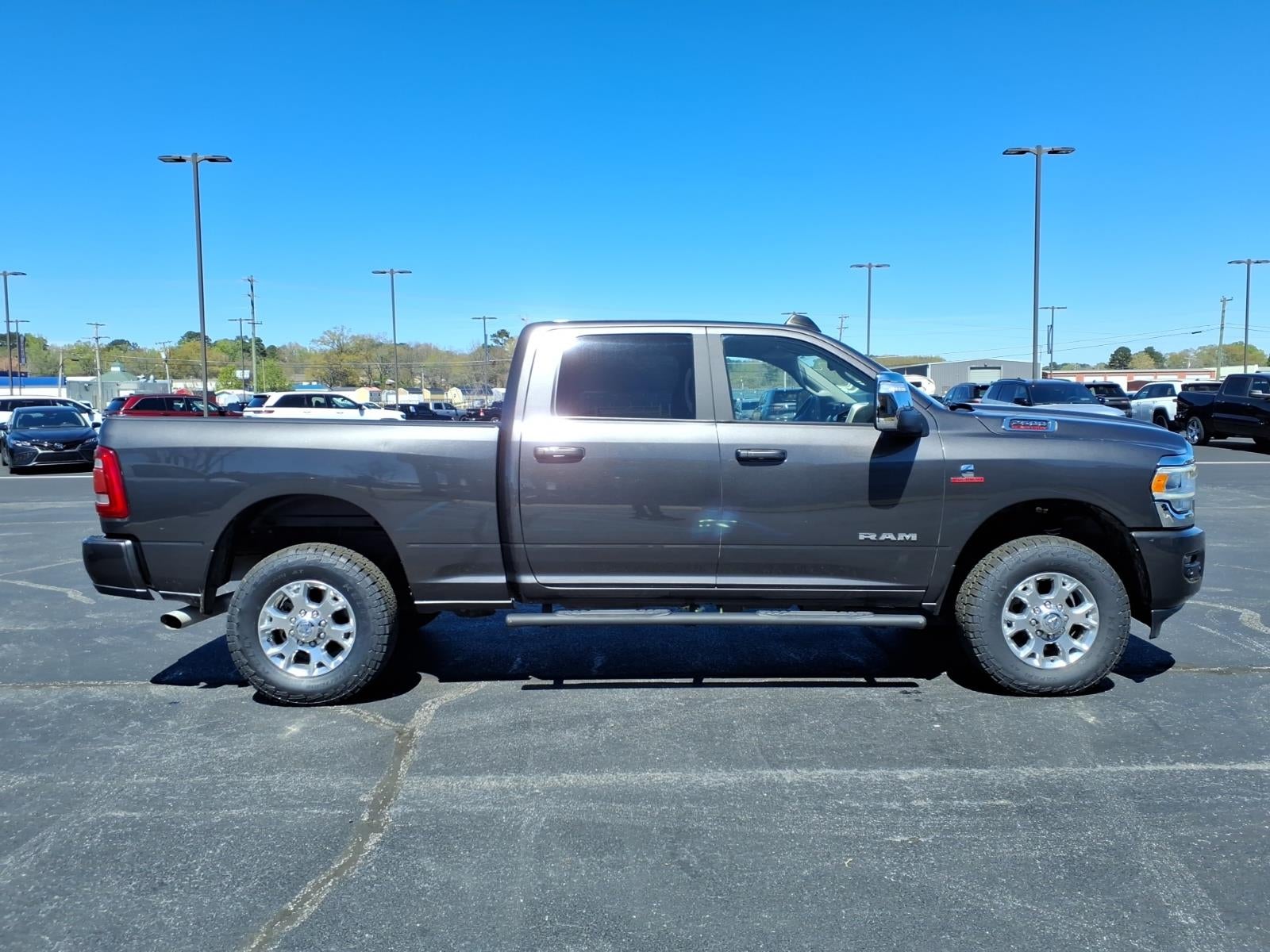 2024 RAM 2500 Laramie Crew Cab 4x4 6'4' Box