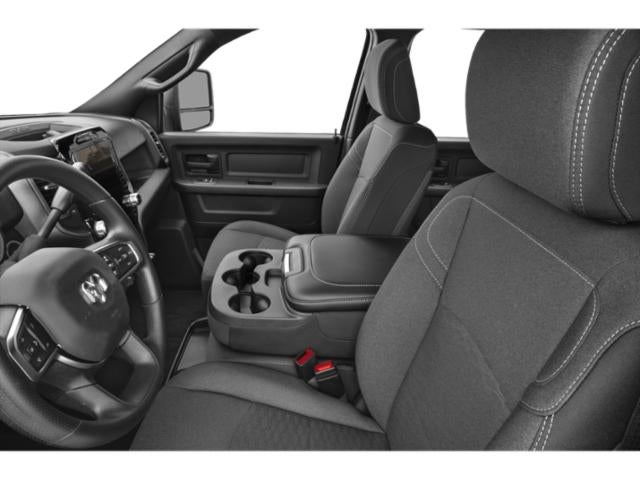 2025 RAM 3500 Tradesman Crew Cab 4x4 8' Box