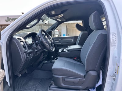 2023 RAM 3500 Chassis Tradesman/SLT