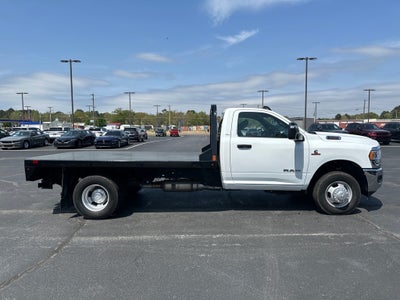 2023 RAM 3500 Chassis Tradesman/SLT