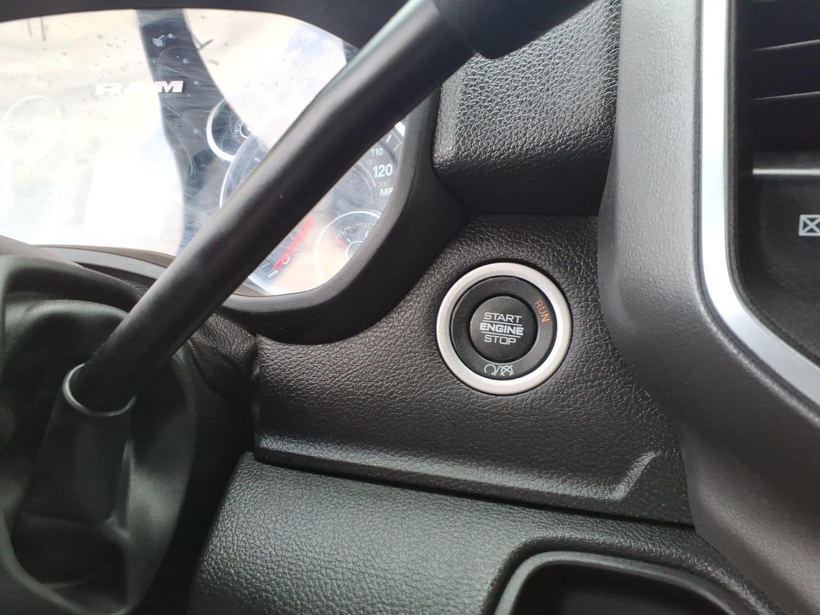 2024 RAM 3500 Chassis Tradesman/SLT/Laramie/Limited