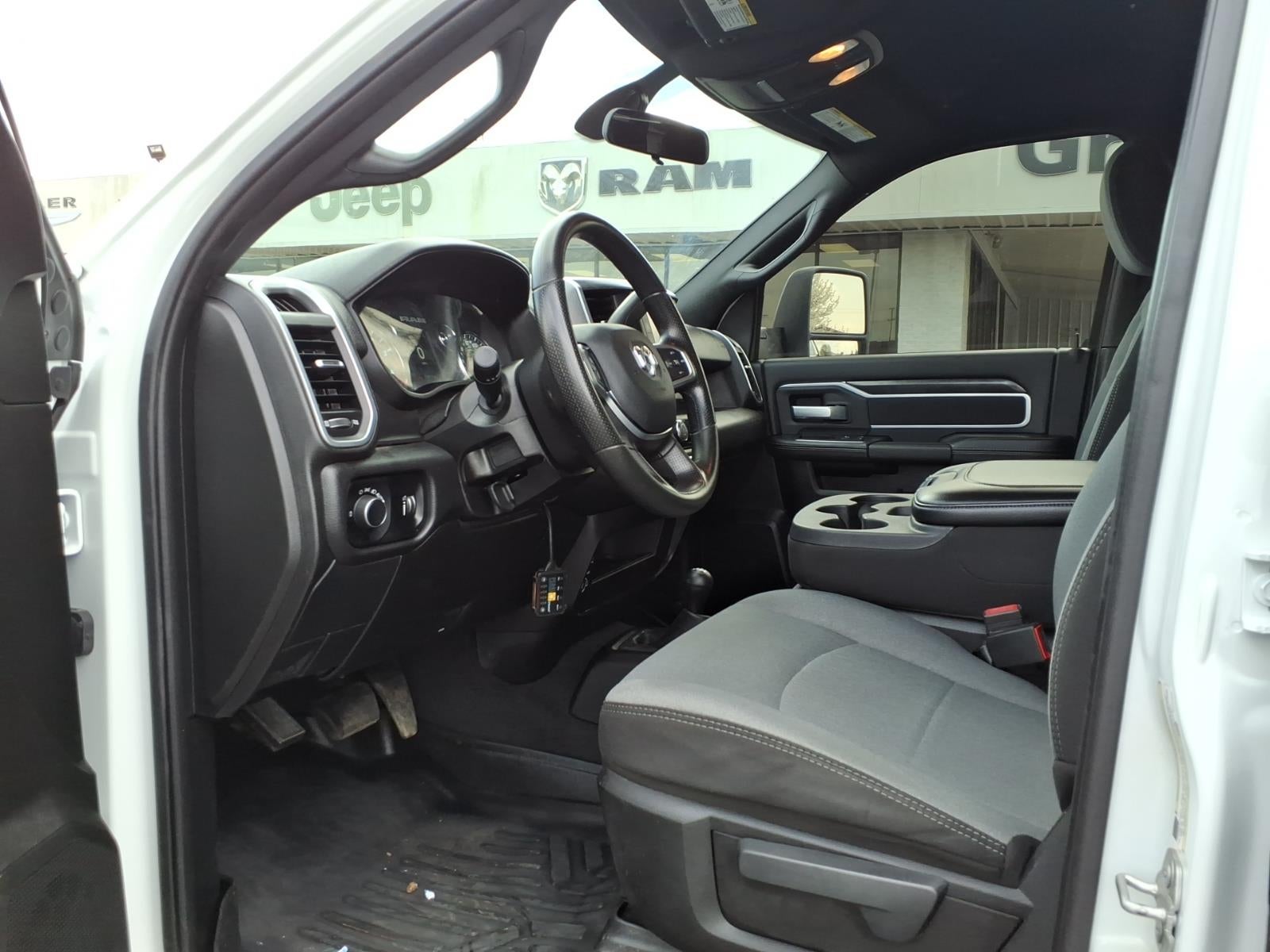 2024 RAM 3500 Chassis Tradesman/SLT/Laramie/Limited