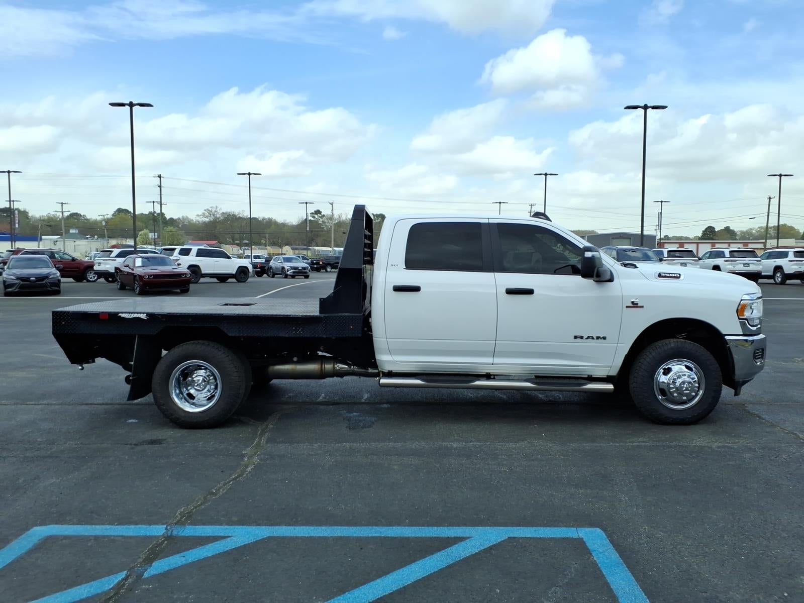 2024 RAM 3500 Chassis Tradesman/SLT/Laramie/Limited
