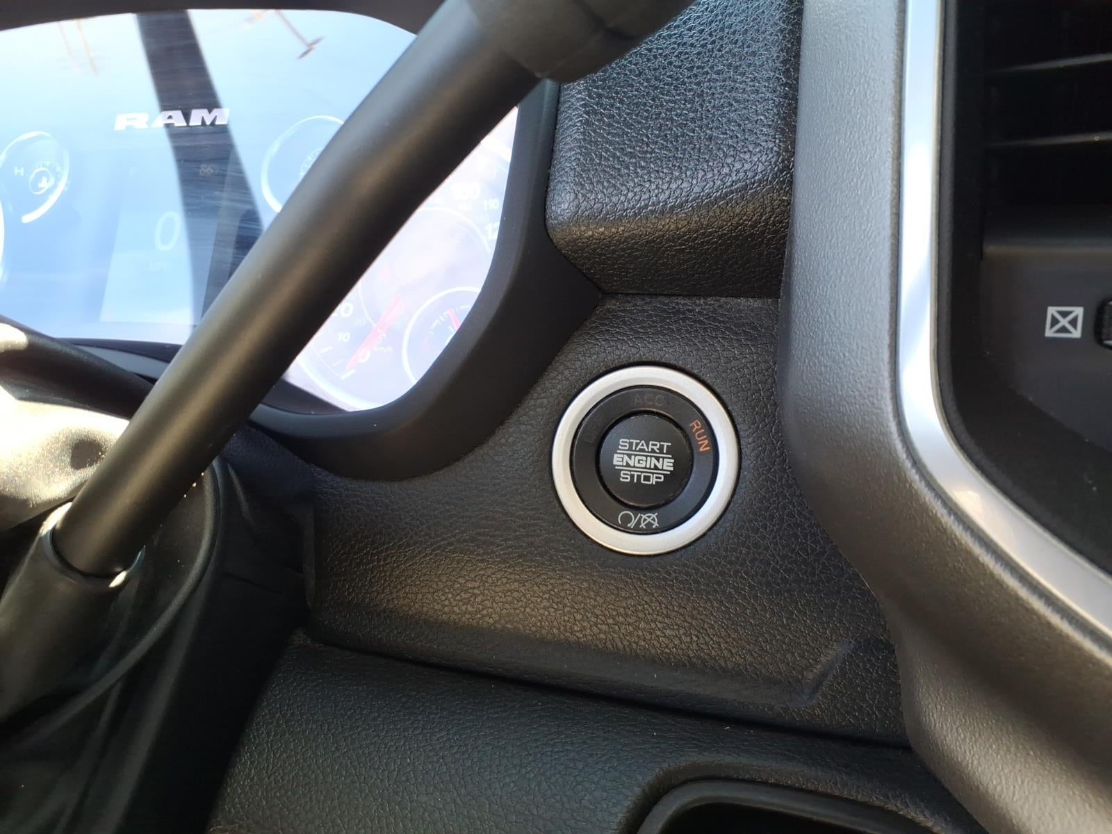 2024 RAM 3500 Chassis Tradesman/SLT/Laramie/Limited