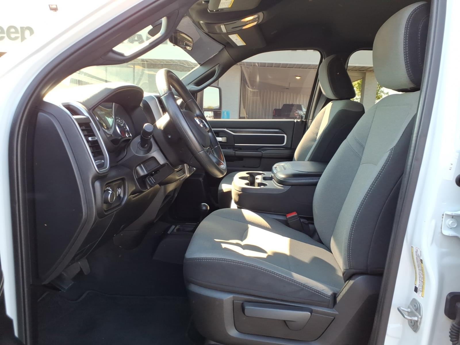2024 RAM 3500 Chassis Tradesman/SLT/Laramie/Limited