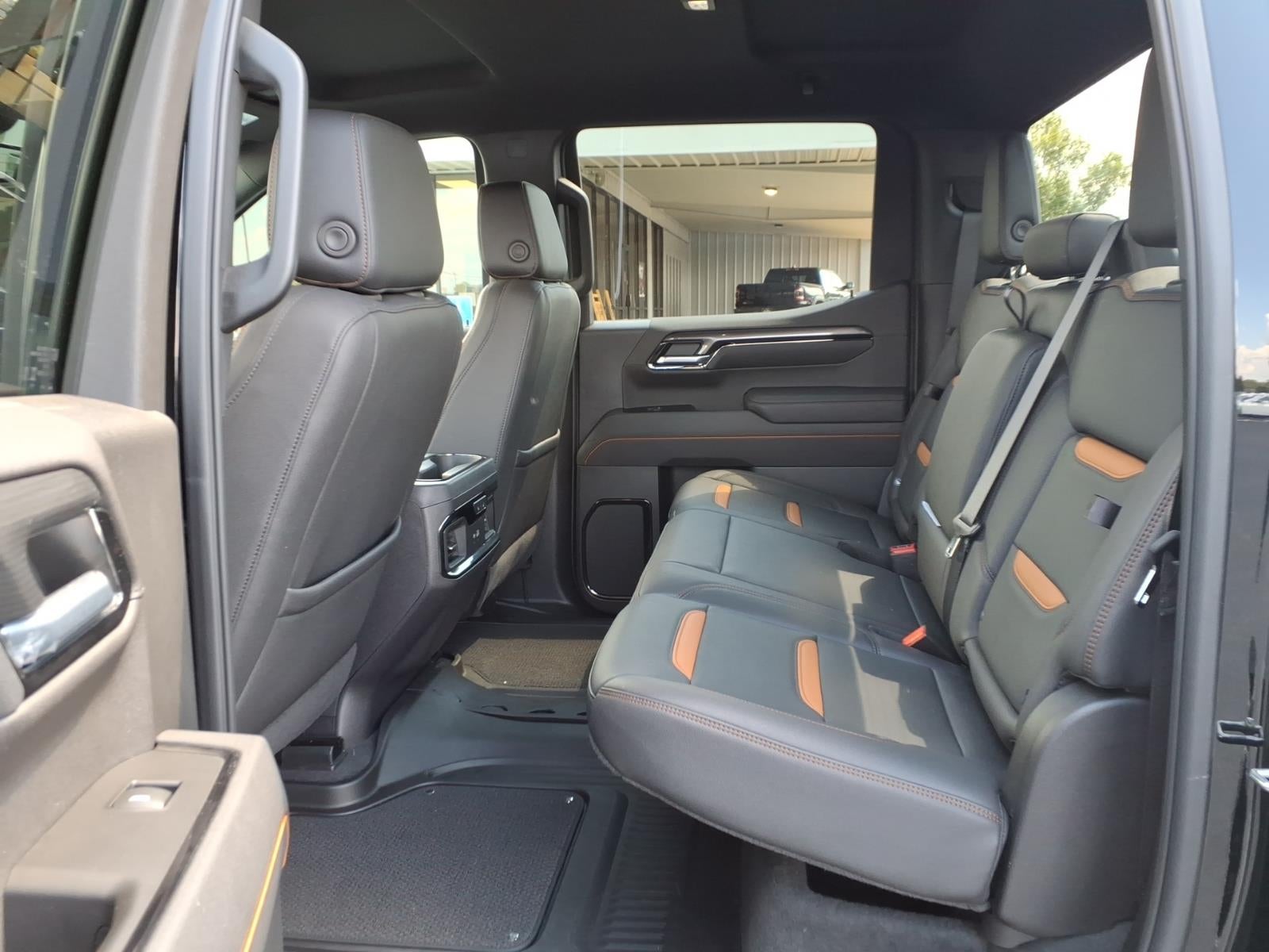 2025 GMC Sierra 1500 4WD Crew Cab Short Box AT4