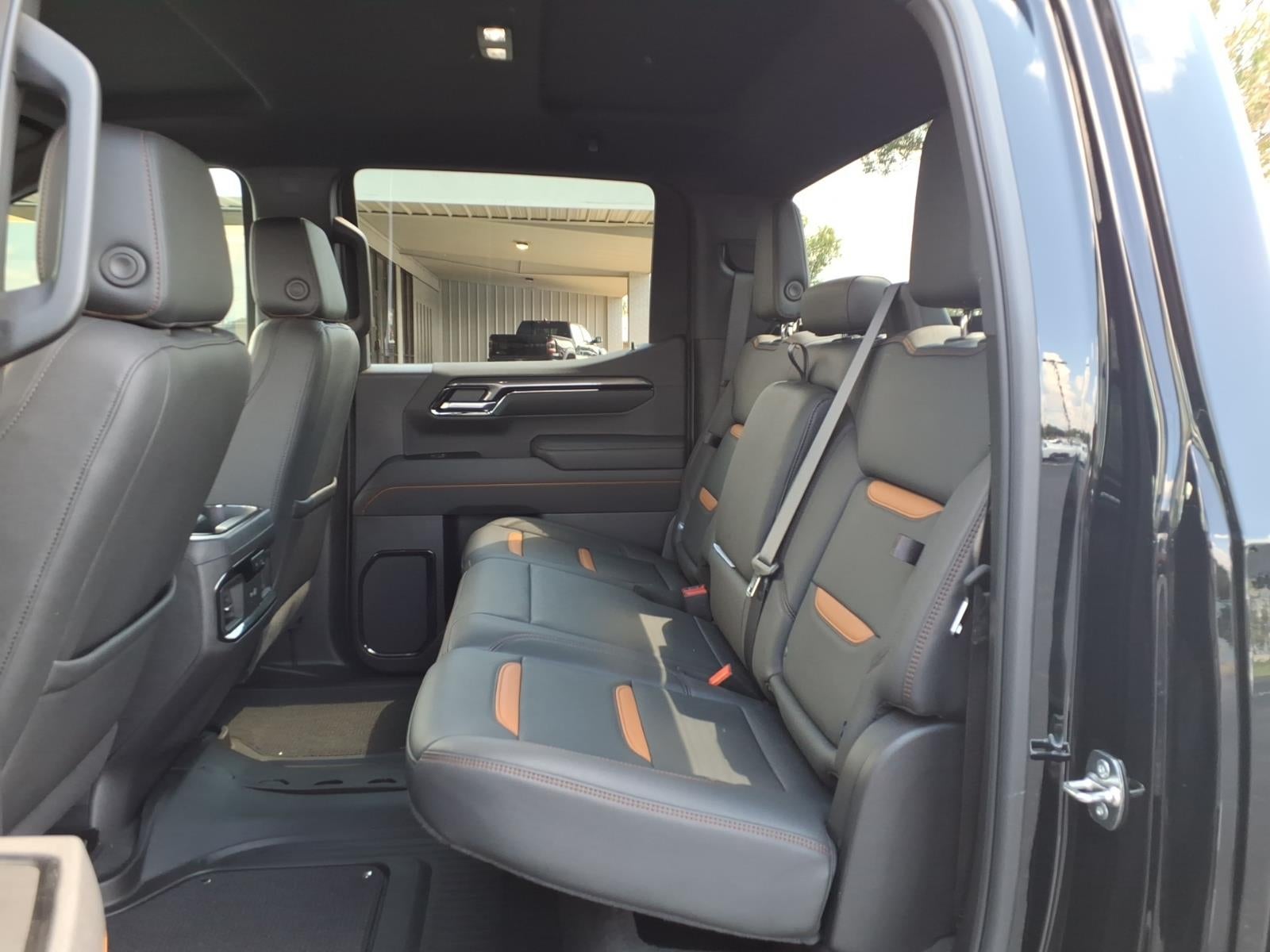 2025 GMC Sierra 1500 4WD Crew Cab Short Box AT4
