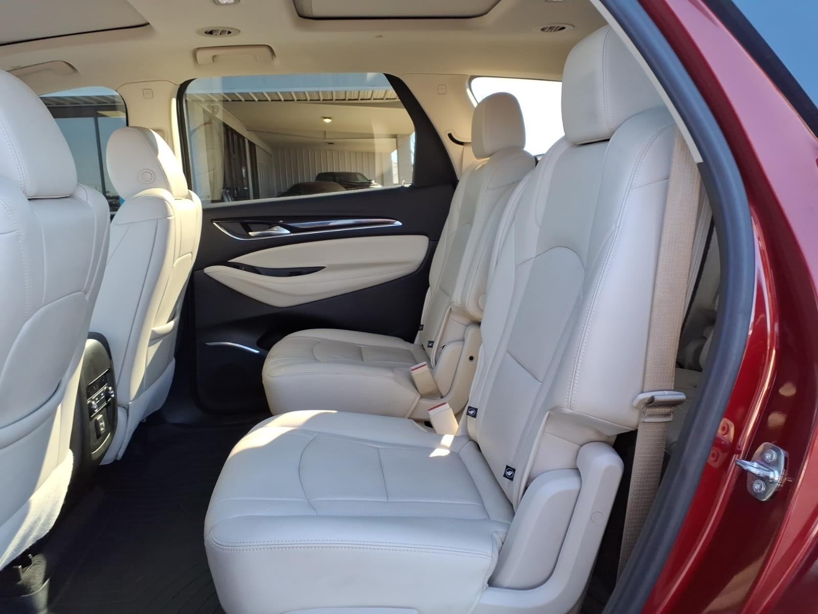 2022 Buick Enclave AWD Essence