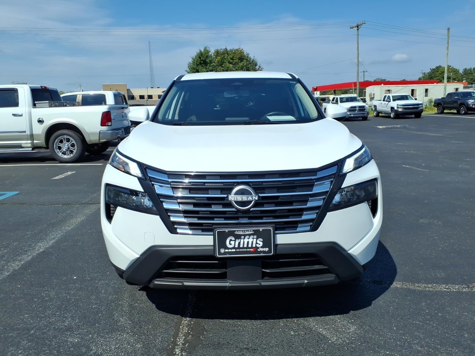 2025 Nissan Rogue SV FWD