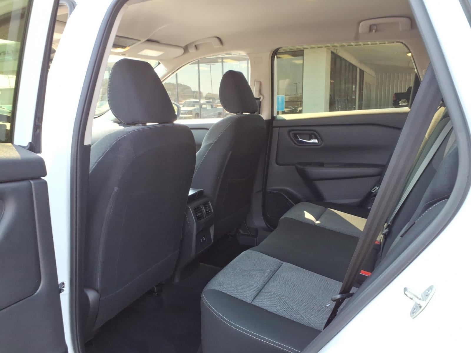 2025 Nissan Rogue SV FWD