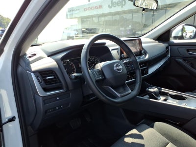 2025 Nissan Rogue SV FWD