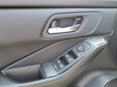 2025 Nissan Rogue SV FWD
