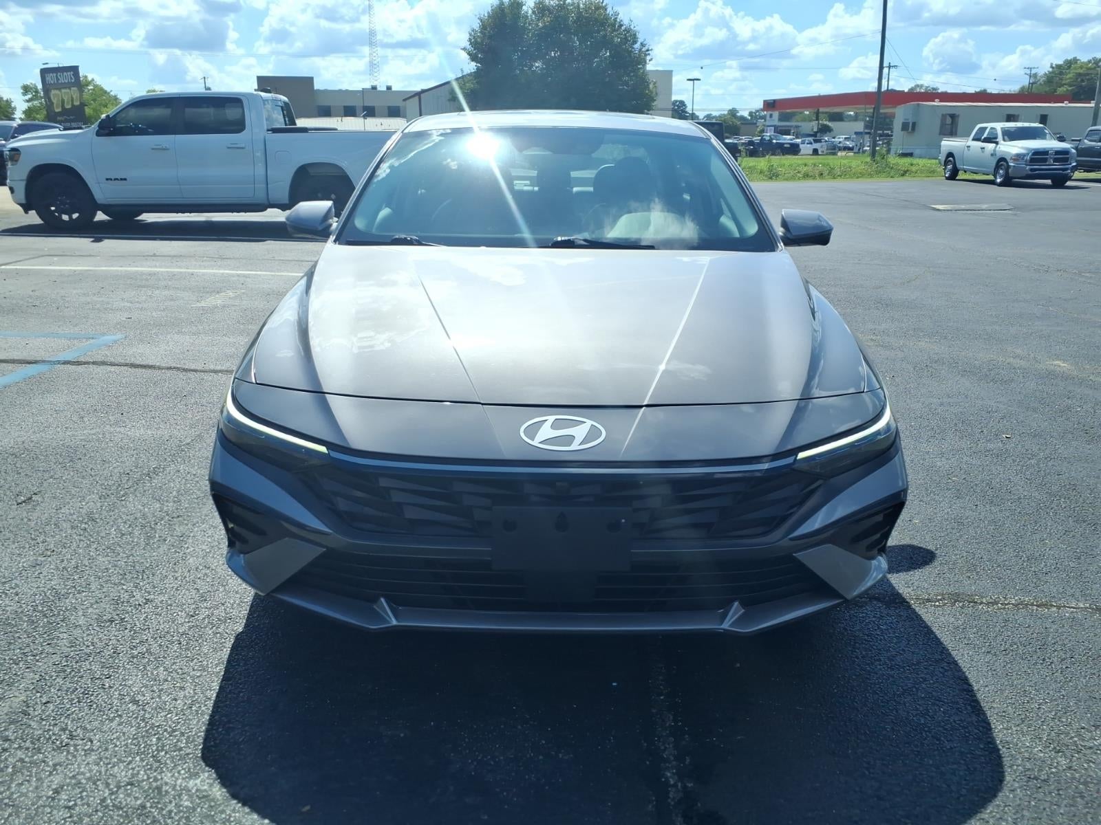 2024 Hyundai Elantra Limited