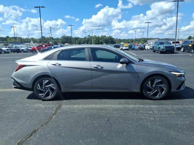 2024 Hyundai Elantra Limited