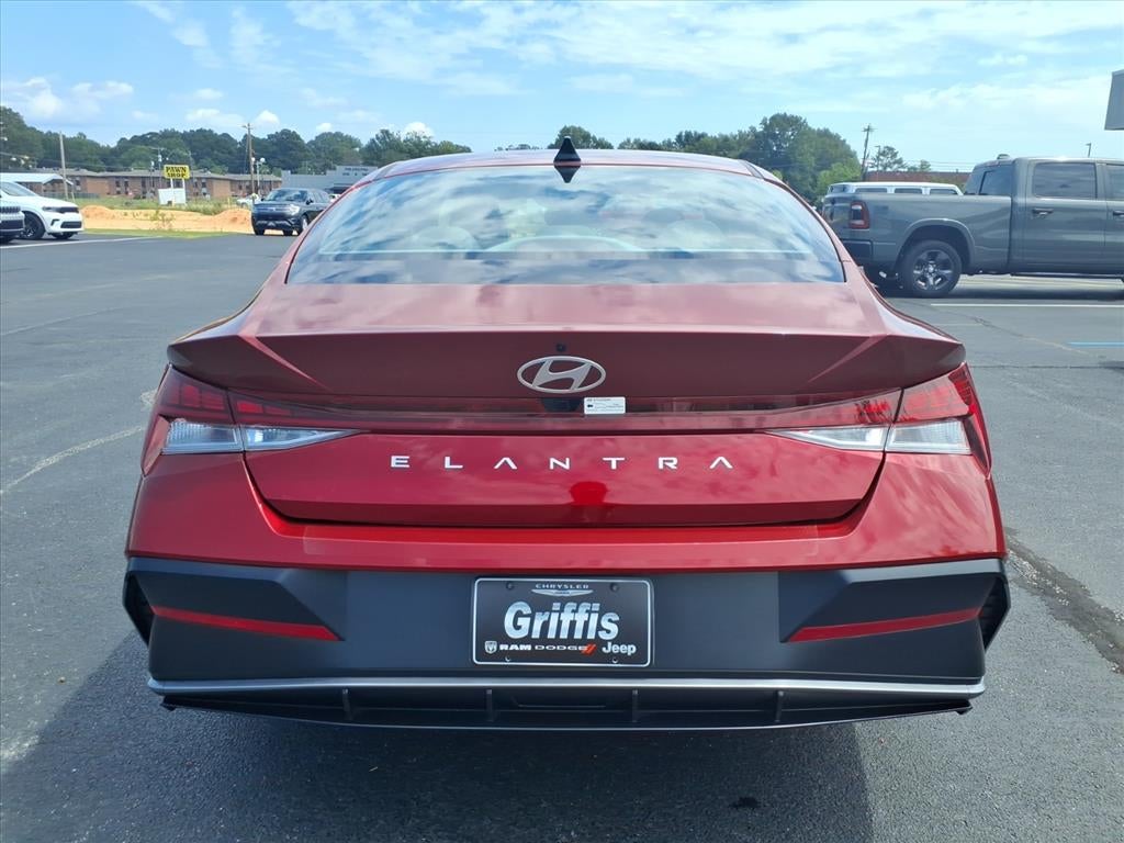 2024 Hyundai Elantra SEL